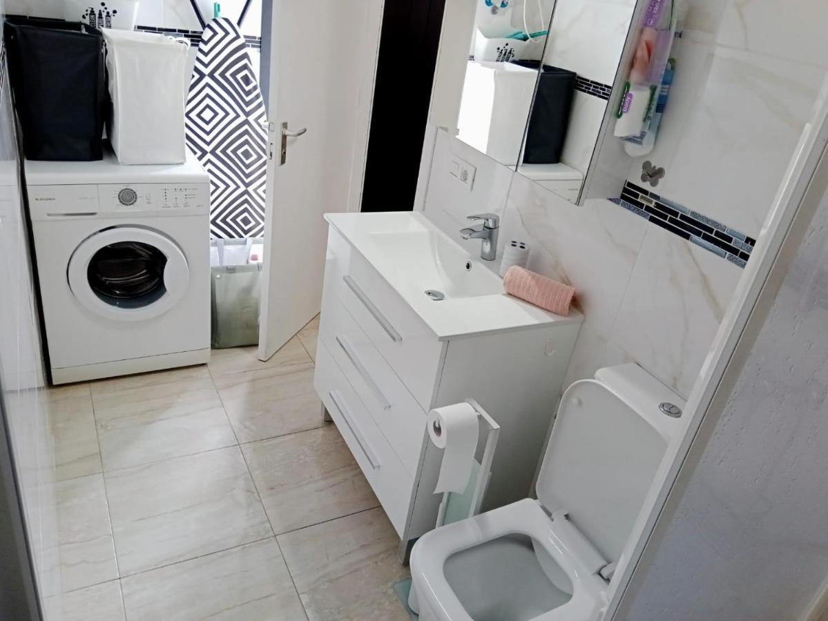 Bonito Apartamento De 1 Habitacion Арона Экстерьер фото